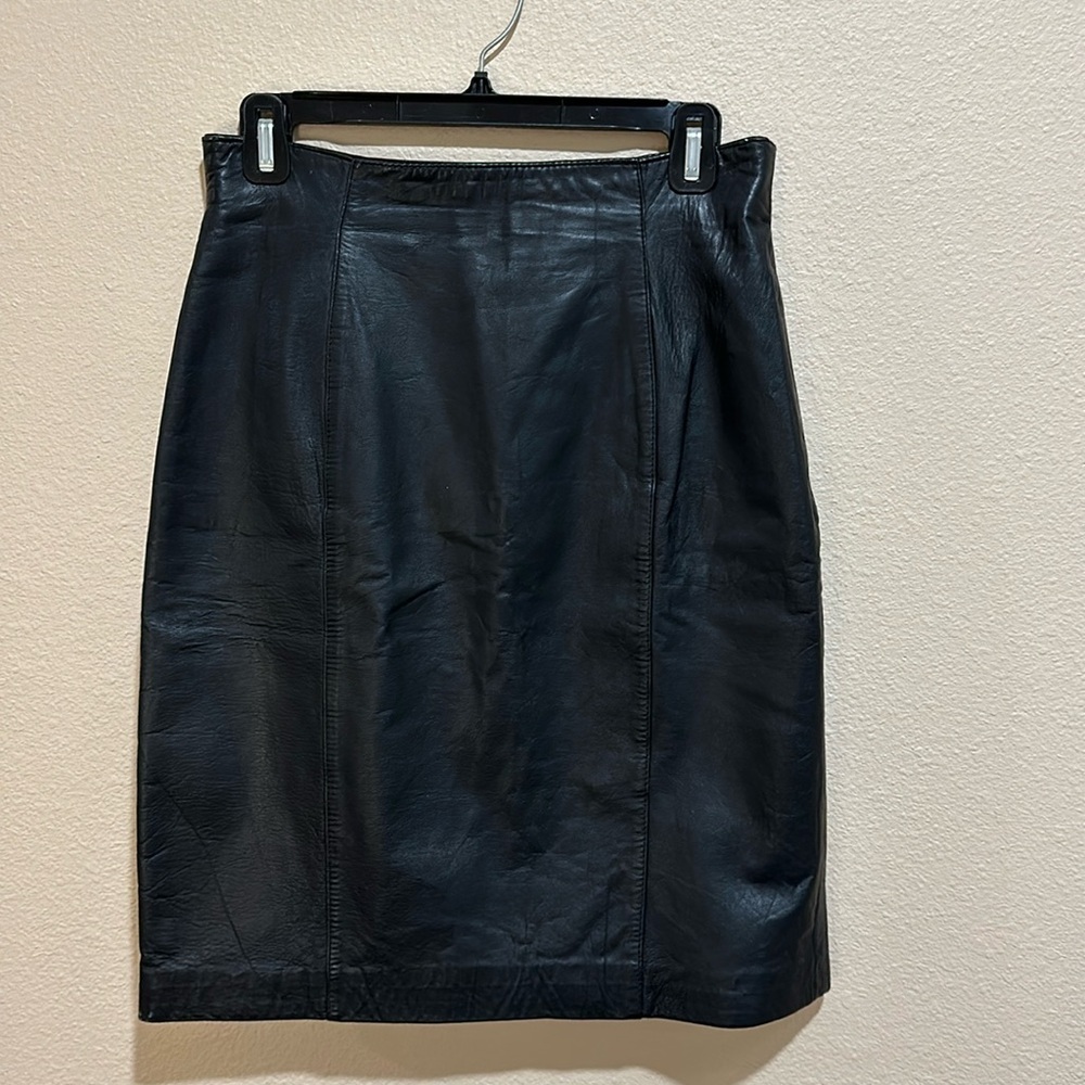 LORD & TAYLOR 80s Vintage Leather Pencil Skirt, Size 8